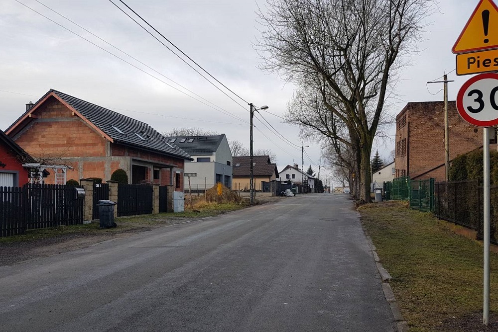 Chodniki na ul. Kingi i Górnej. Czy powstaną?