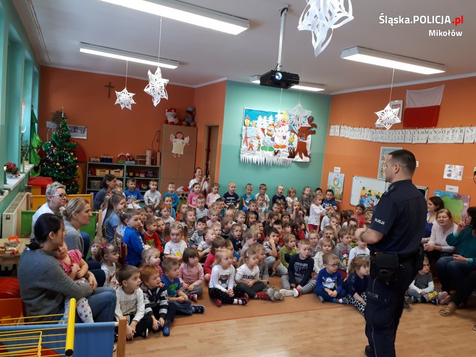 Dzielnicowi o bezpieczeństwie podczas ferii zimowych
