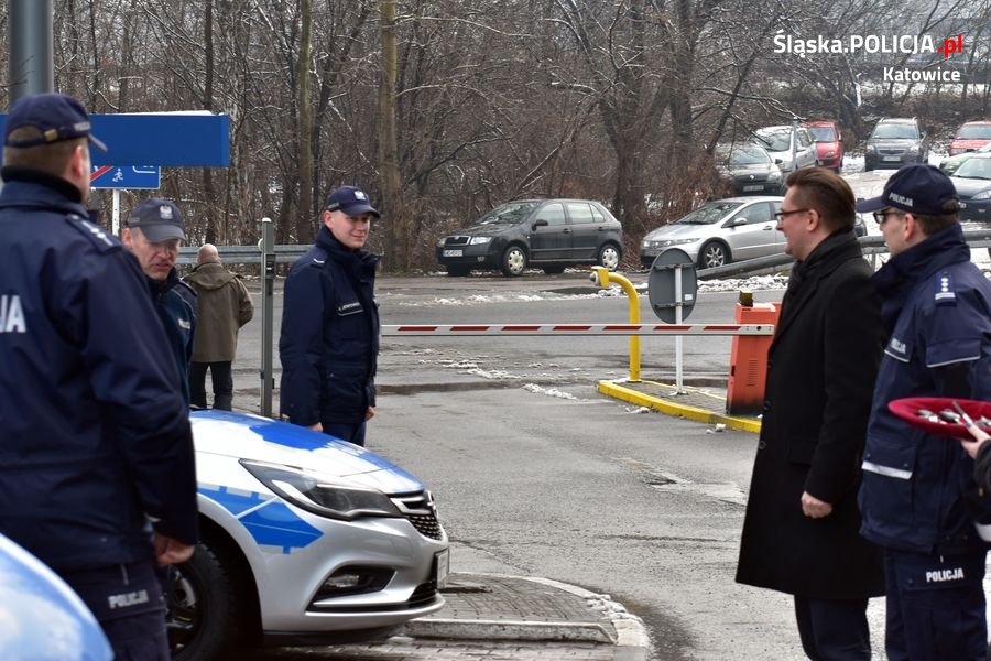 Katowiccy policjanci mają nowe radiowozy