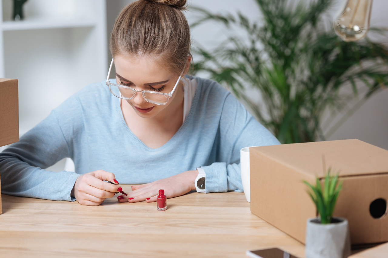 Lakier do paznokci w nietypowym wydaniu