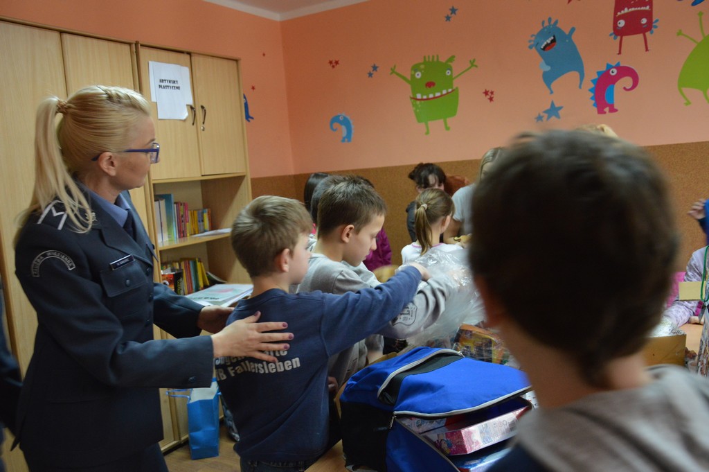 Zakład Karny spełnił marzenia dzieci o kolorowej świetlicy