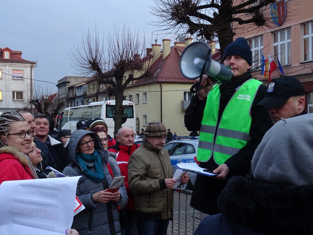 Lokalna opozycja protestowała na rynku