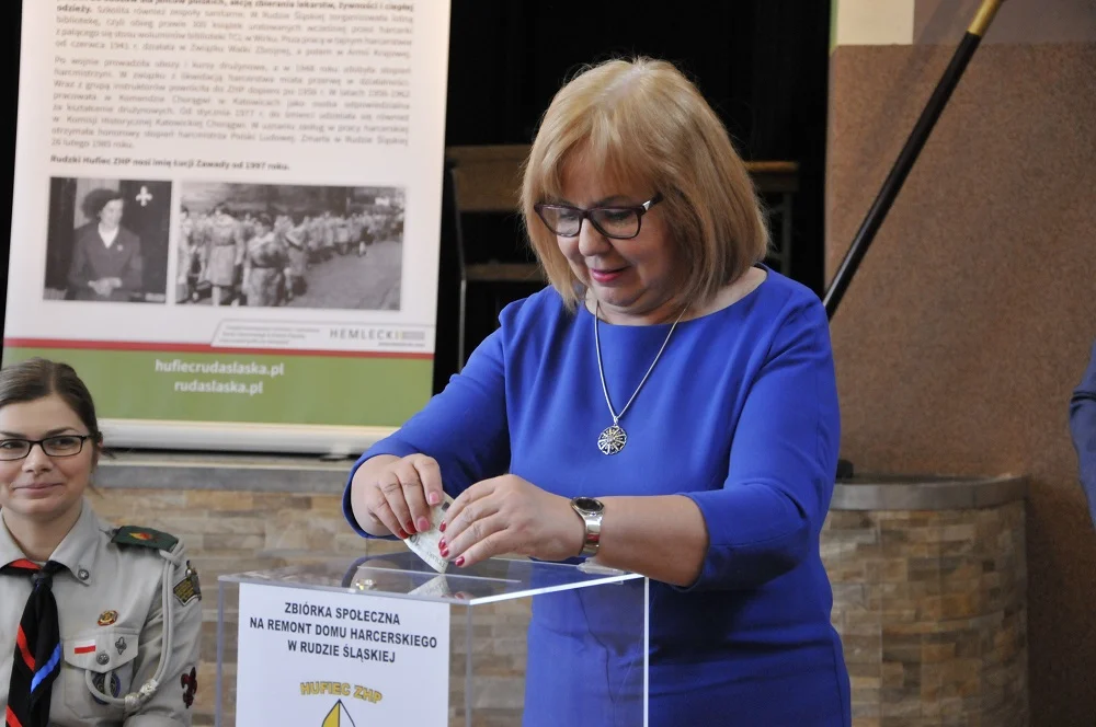 Harcerze zbierają na remont hufca!