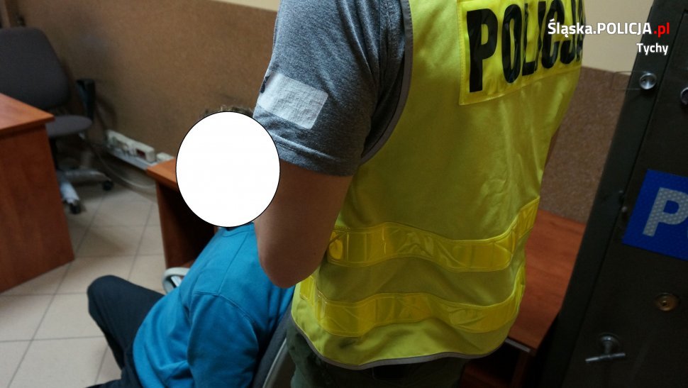 Podejrzany o zniszczenie mienia w rękach policji