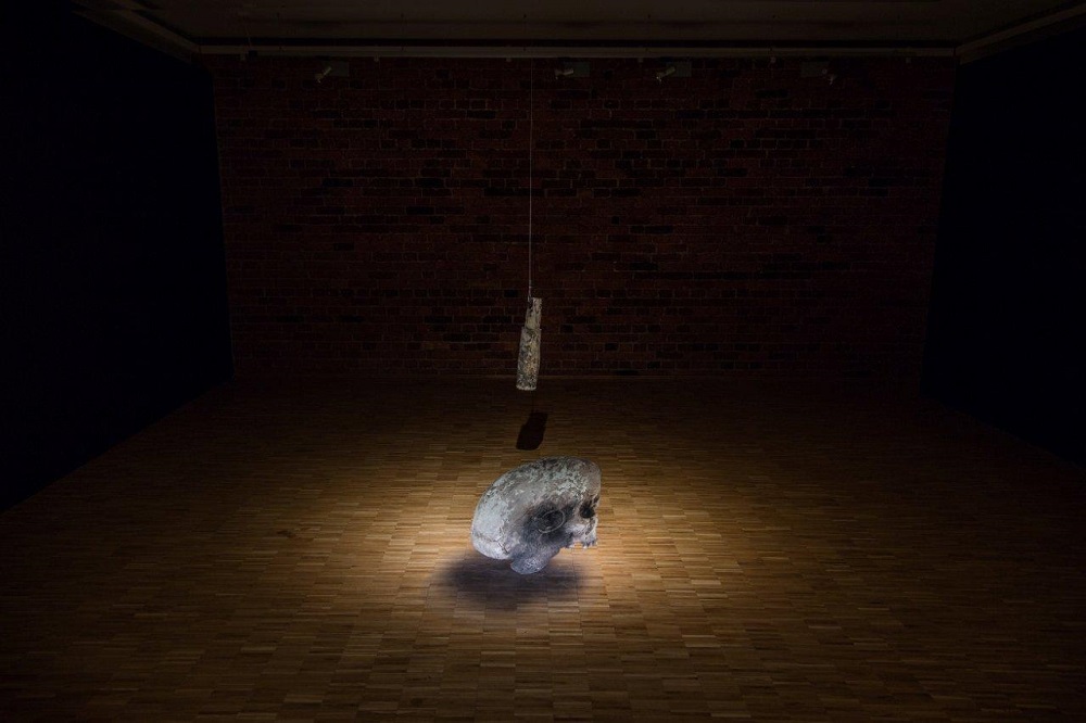 "Dowody na nieistnienie" - oprowadzenie autorskie