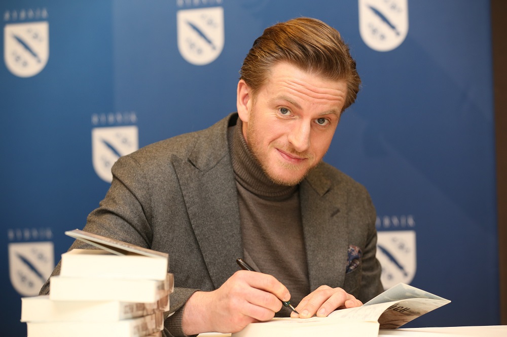 "Drach" na scenicznych deskach