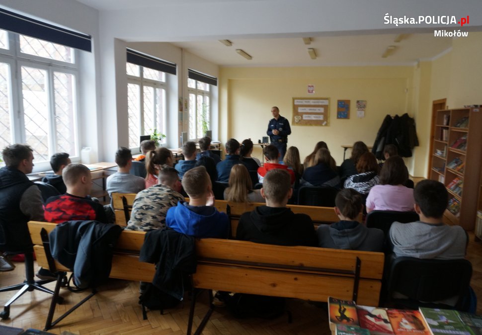 Bezpieczeństwo w sieci i nie tylko - spotkanie z młodzieżą