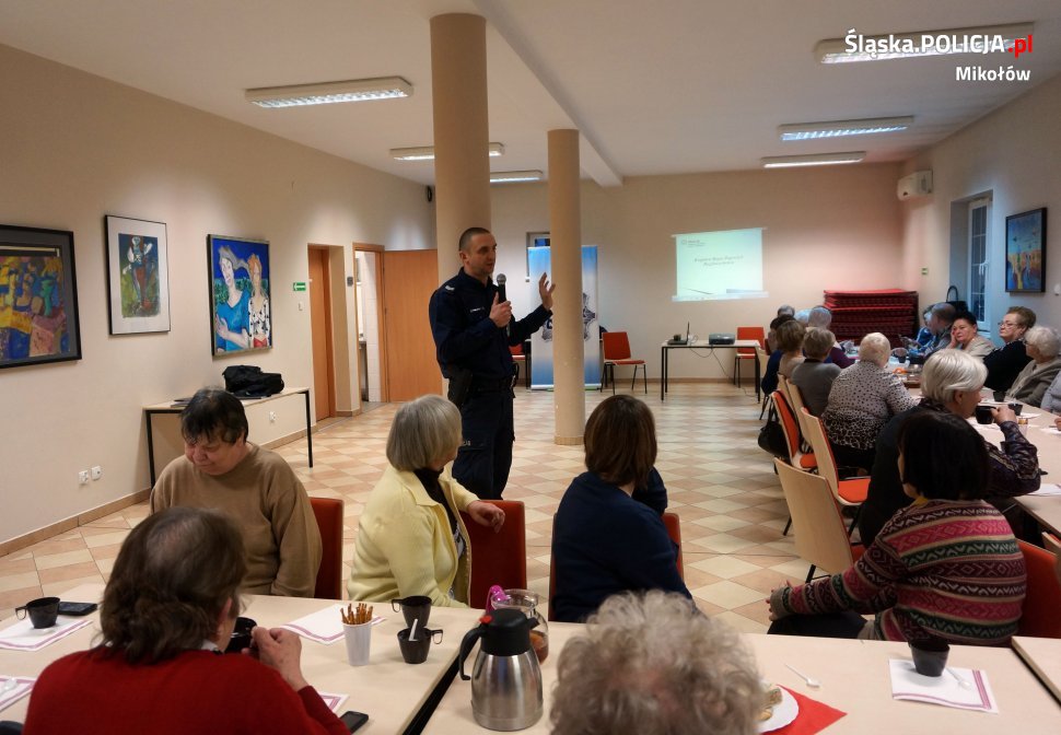 Mundurowi spotkali się z seniorami