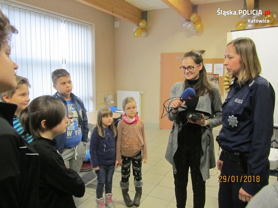 Bezpieczne ferie z policjantami