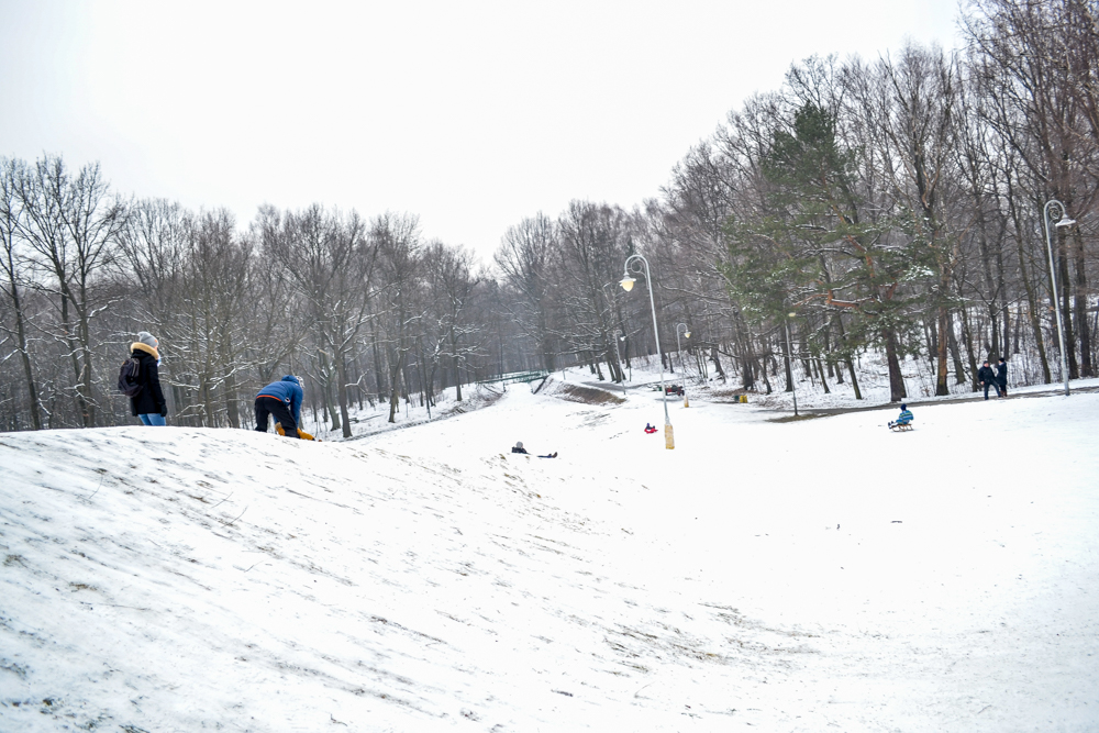 Może sanki? Tor w parku Kościuszki czynny!