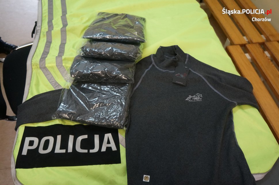 Nowa odzież dla policji konnej