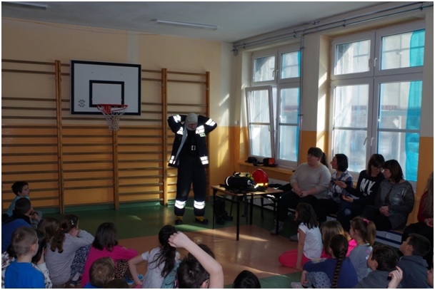 "Czad i ogień. Obudź czujność" - zajęcia w rudzkich szkołach