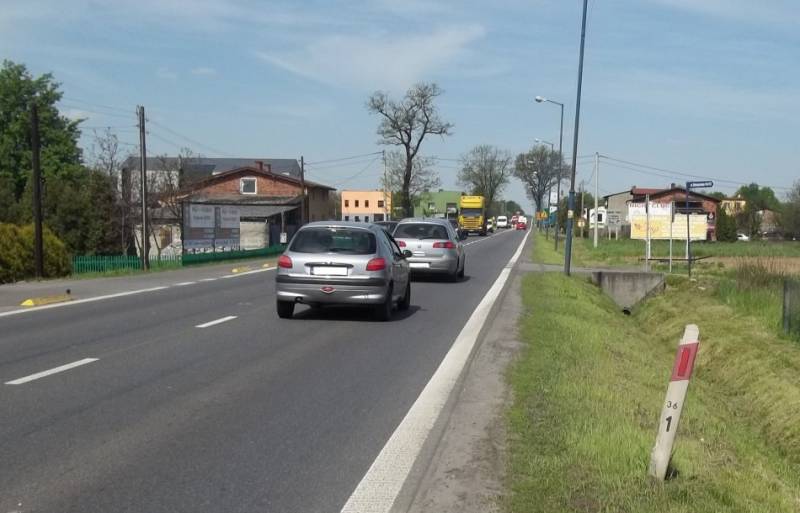 DK44: Od piątku zawężenie za węzłem Wartogłowiec