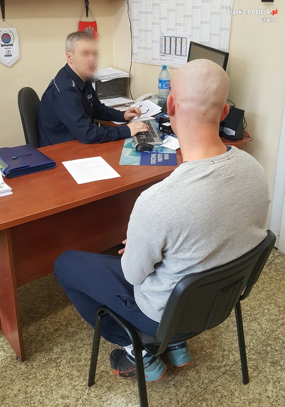 Kolejni pseudokibice z zarzutami