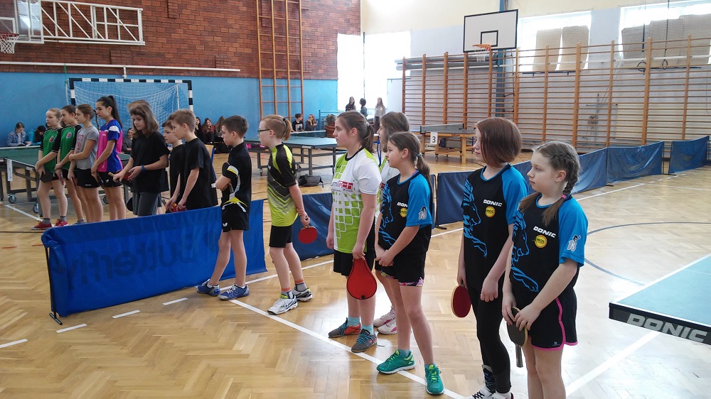 Sukces dziewcząt z SP nr 13 w tenisie stołowym