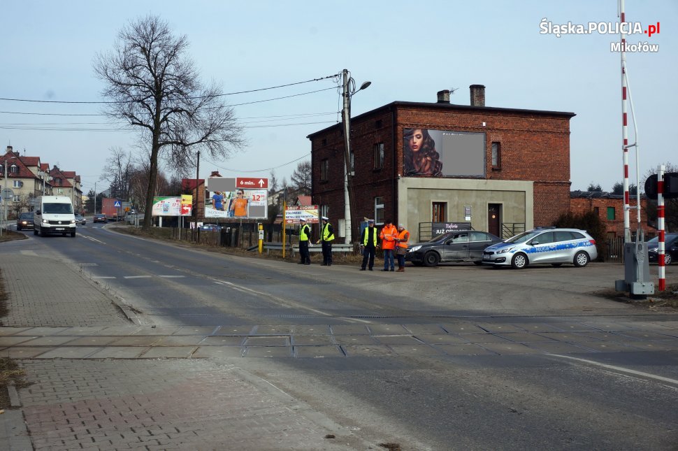Kontrolowali przejazdy kolejowe