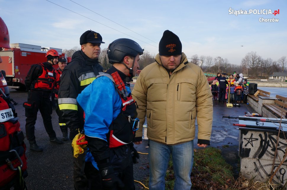 "Dej pozor co niy ujedziesz"
