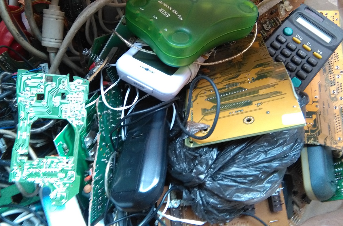 Będą kolejne pojemniki na elektroodpady