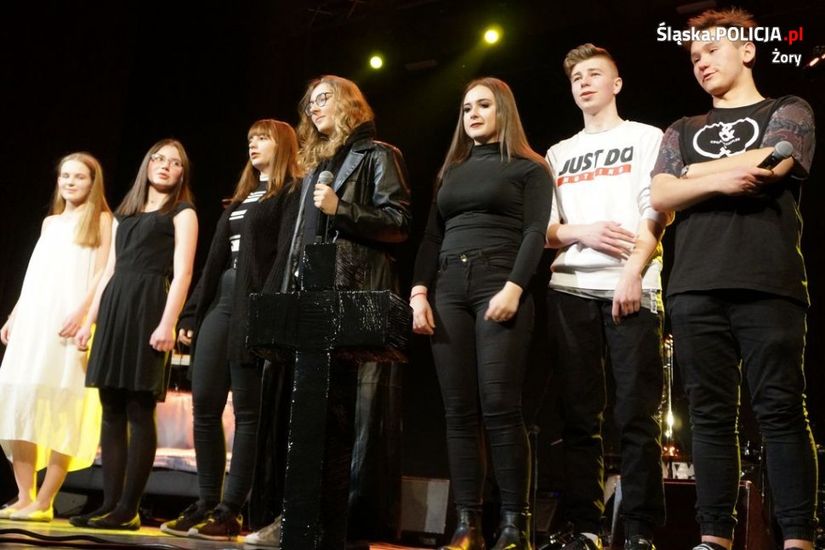 Poprzez teatr przestrzegali przed dopalaczami