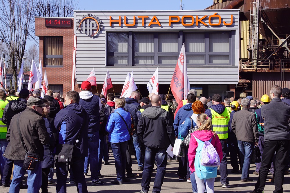 Pikieta pod Hutą Pokój 31