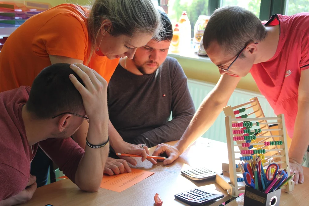 Czy każdy wie, że... pieniądze nie rosną na drzewach?