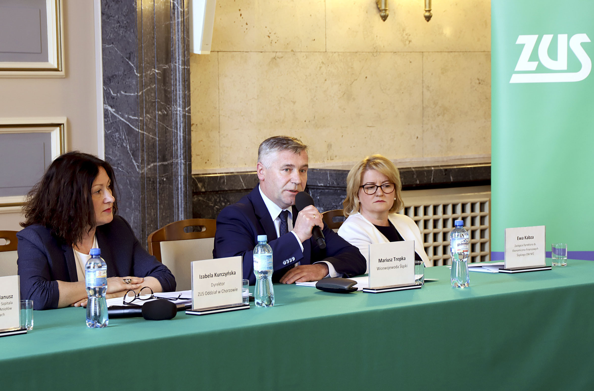 Coraz więcej lekarzy korzysta z e-ZLA