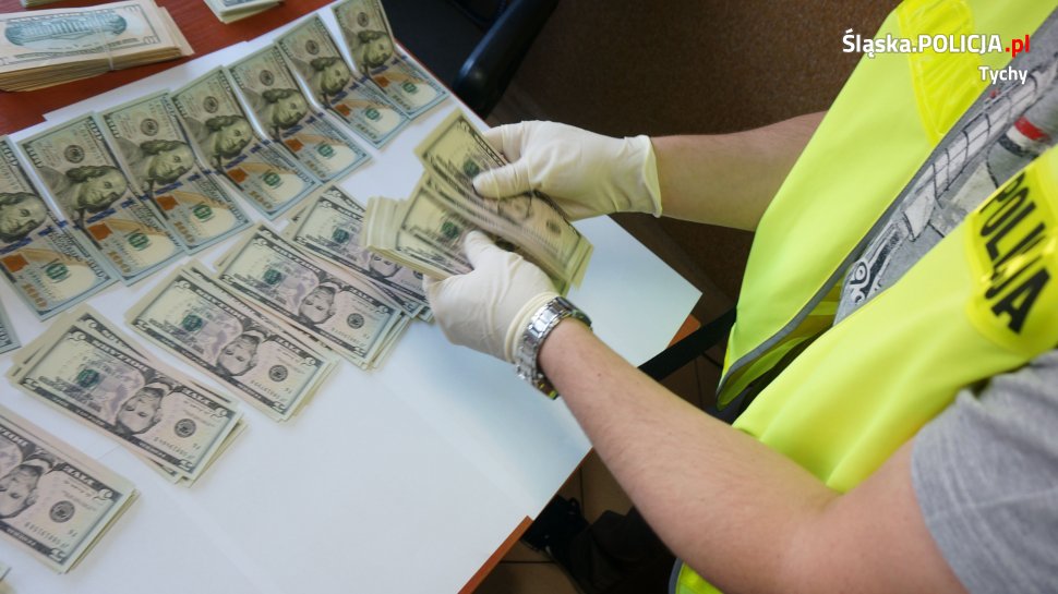 Odzyskali skradzioną gotówkę i zatrzymali złodzieja