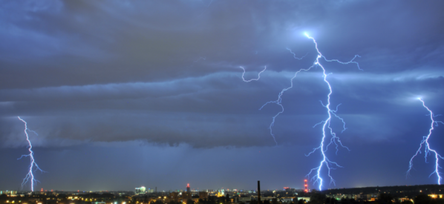 Uwaga! Możliwe burze z gradem!
