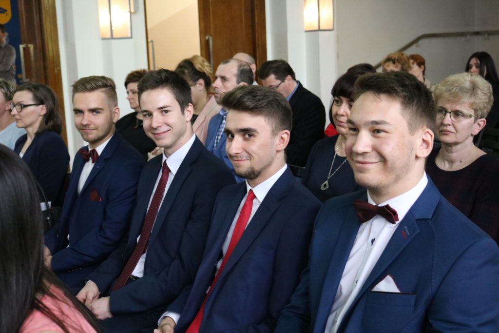 Zakończenie roku dla maturzystów w AZS