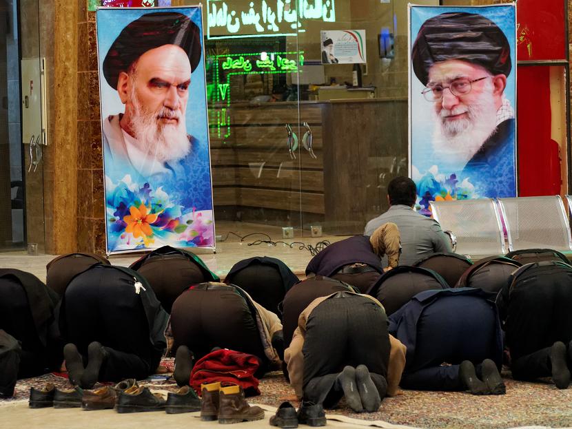 Pytania o Iran w Żółtym Młynku