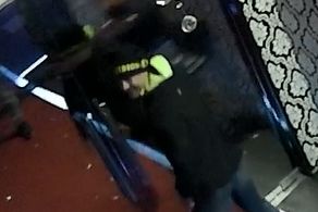 Mężczyźni podejrzewani o pobicie – rozpoznajesz ich?