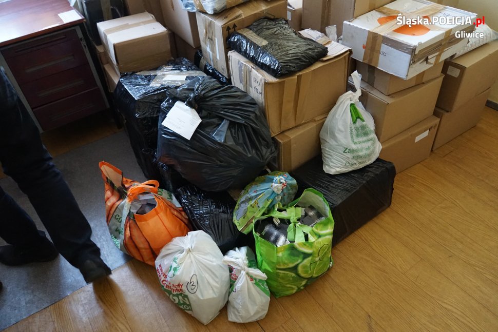 Farmaceuta amator handlował narkotykami i sterydami