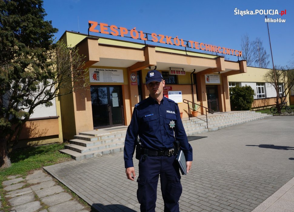 O uzależnieniach z uczniami technikum