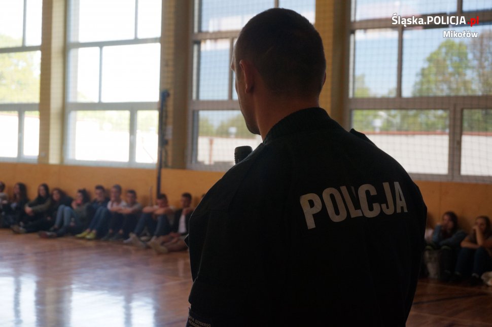 O zagrożeniu terrorystycznym z młodzieżą