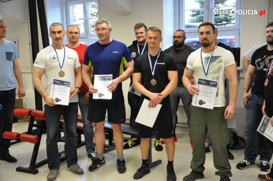 Medale dla najsilniejszych katowickich policjantów