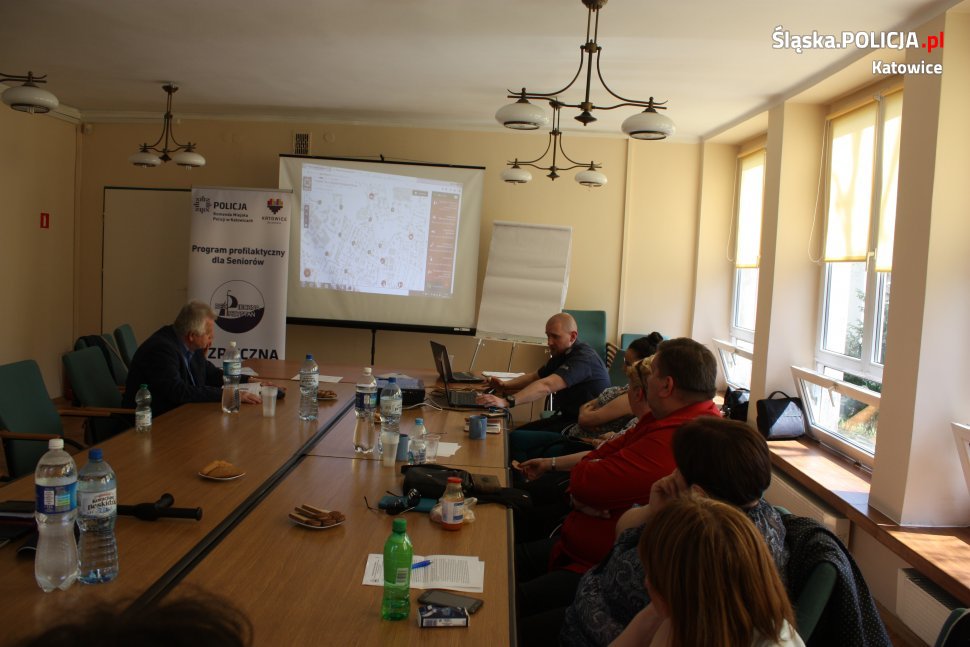 Z pracownikami MOPS o bezpieczeństwie seniorów