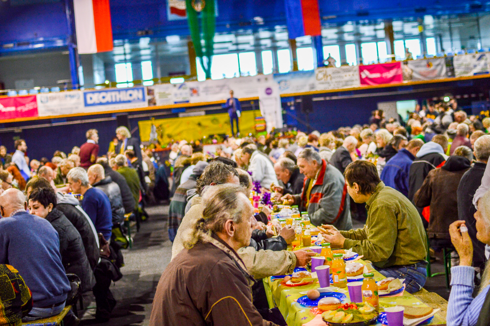 Śniadanie Wielkanocne dla samotnych