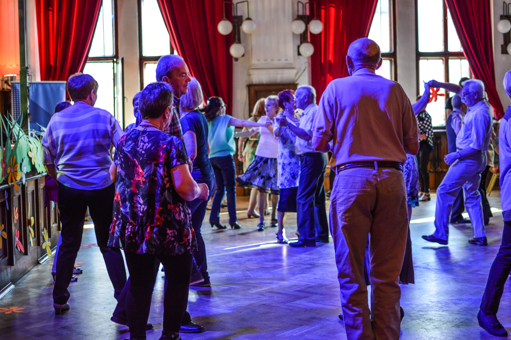 Wiosenna dyskoteka dla seniorów. WOW!