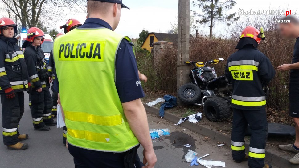 Quadem uderzył w latarnię