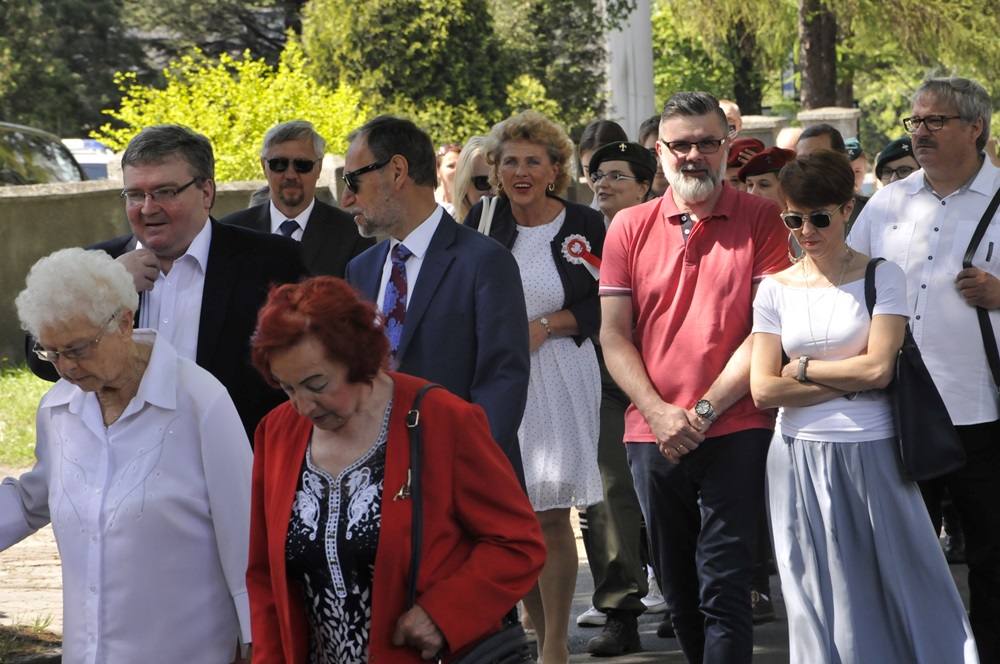 Uroczystość z okazji 3 Maja 73