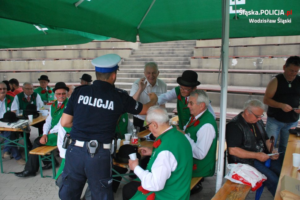 Seniorzy bezpieczni na drodze
