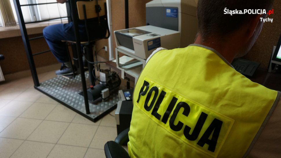 Policyjny dozór i poręczenie majątkowe dla pseudokibiców