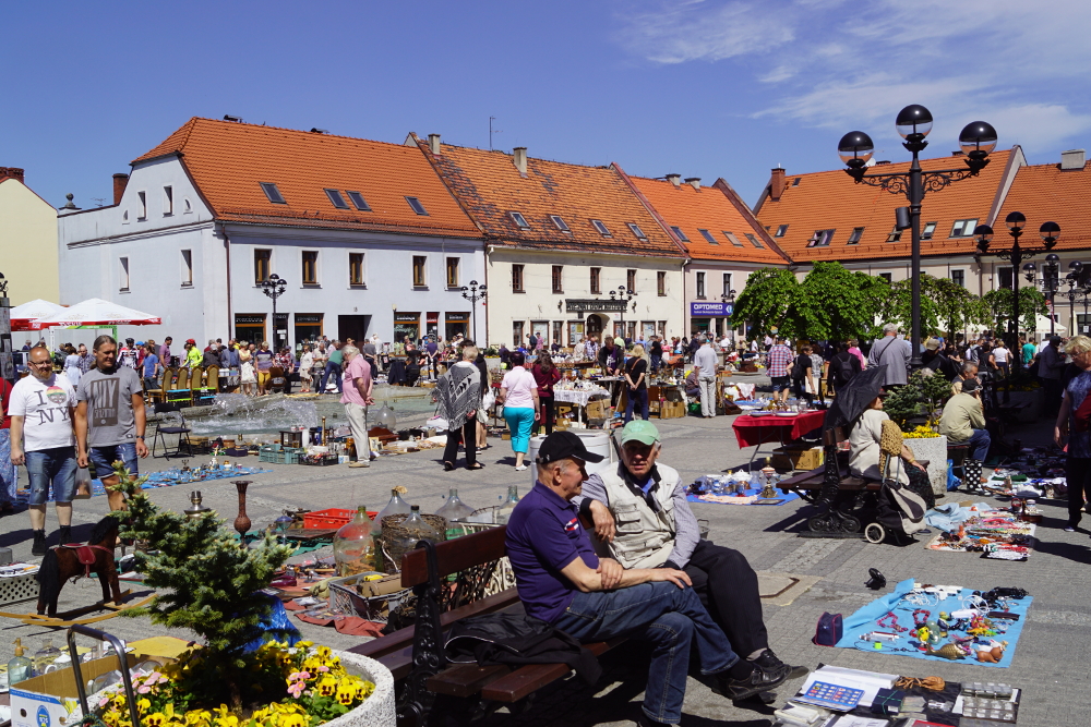 Pasjonaci antyków zagościli na Rynku [GALERIA]