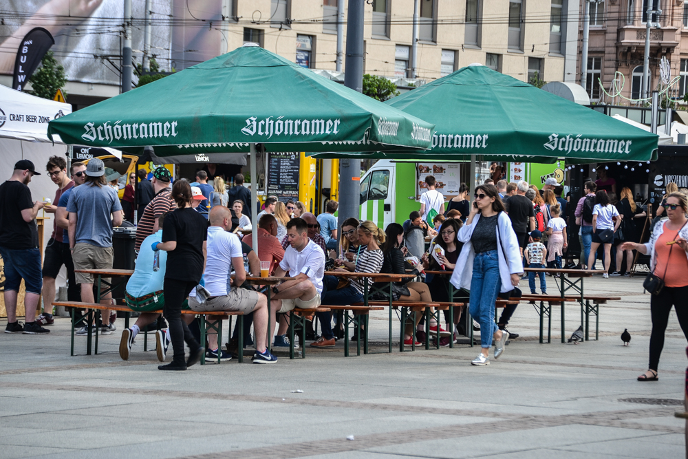 Majówka z food truckami 24