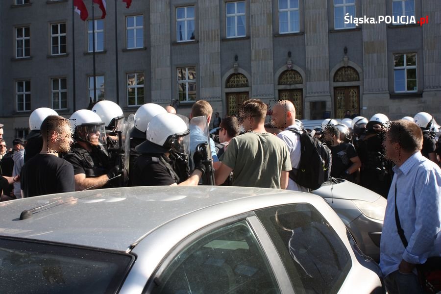 Nie dopuścili do konfrontacji pomiedzy zgromadzeniami