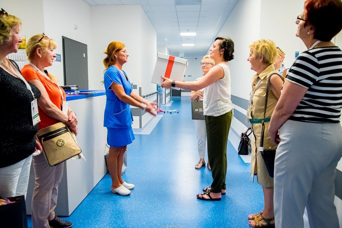 Zbiórka słodyczy dla małych pacjentów