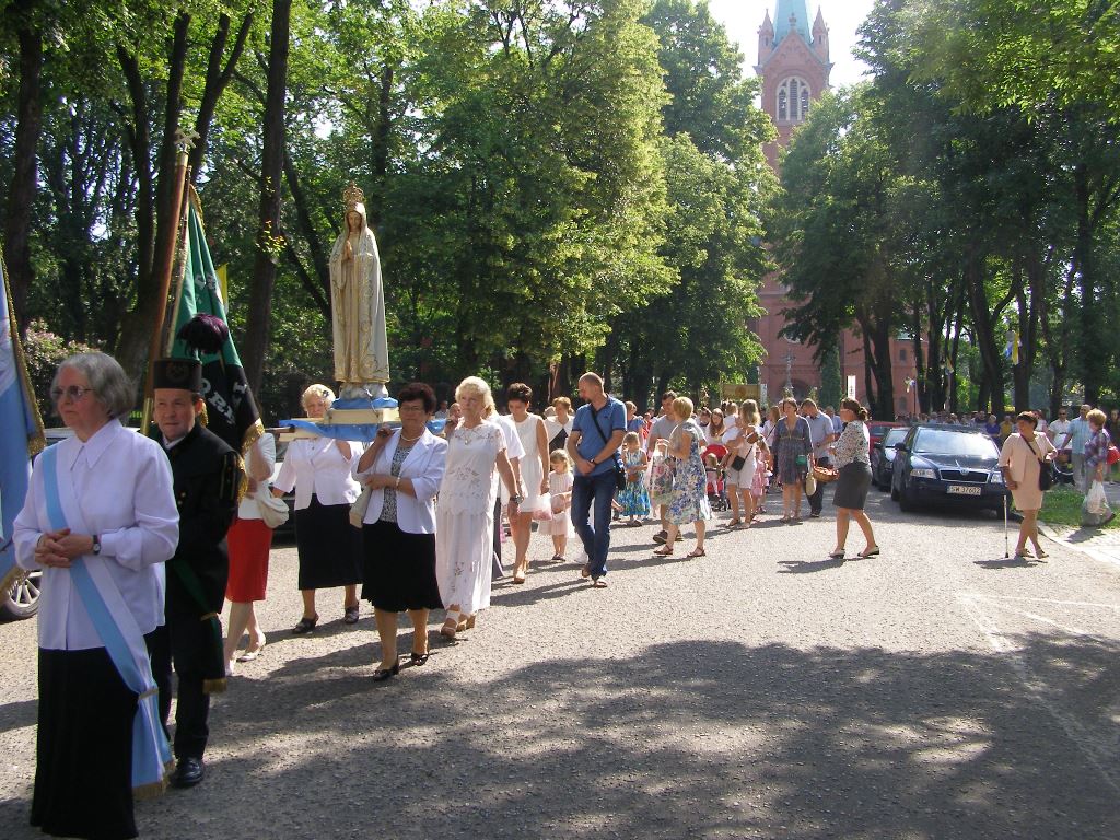 Boże Ciało w Zabrzu. Wierni przeszli ulicami miasta
