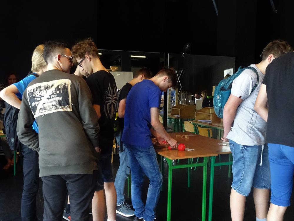 Festiwal Nauki i Techniki 2018 19