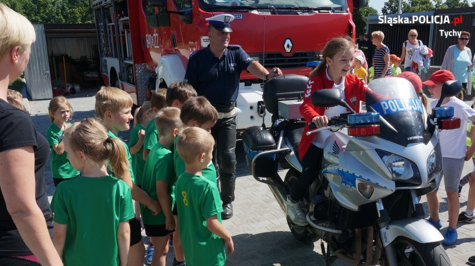 Policjanci na „Olimpiadzie Przedszkolaka”