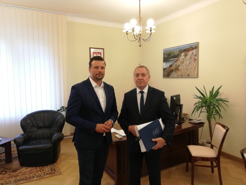 Minister Środowiska przyjął petycję ws ustawy antyodorowej